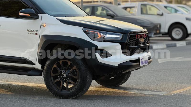 Big with watermark toyota hilux anse la raye import dubai 4364