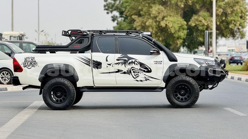 Big with watermark toyota hilux anse la raye import dubai 4365