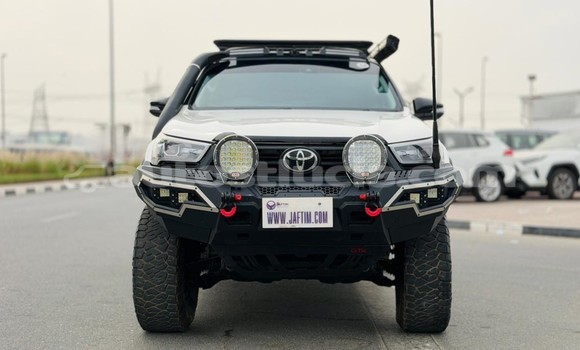 Acheter Occasion Voiture Toyota Hilux Blanc à Import - Dubai, Anse-la-Raye Acheter Occasion Voiture Toyota Hilux Blanc à Import - Dubai, Anse-la-Raye