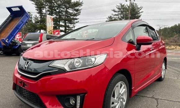 Buy Used Honda FIT Red Car in Castries in Castries Buy Used Honda FIT Red Car in Castries in Castries