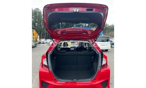 Buy Used Honda FIT Red Car in Castries in Castries Buy Used Honda FIT Red Car in Castries in Castries