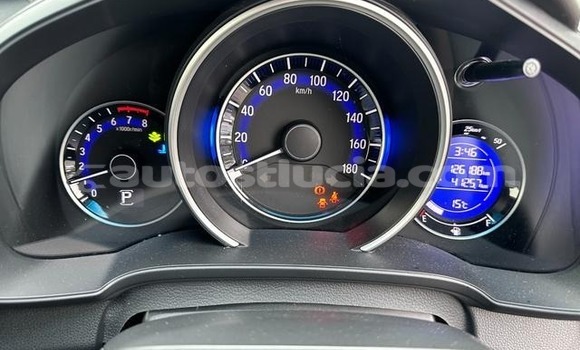 Buy Used Honda FIT Red Car in Castries in Castries Buy Used Honda FIT Red Car in Castries in Castries