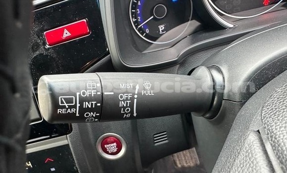 Buy Used Honda FIT Red Car in Castries in Castries Buy Used Honda FIT Red Car in Castries in Castries