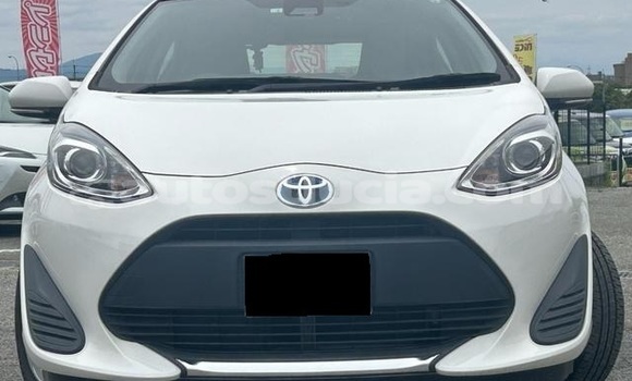 Buy Used Toyota Aqua White Car in Soufriere in Soufriere