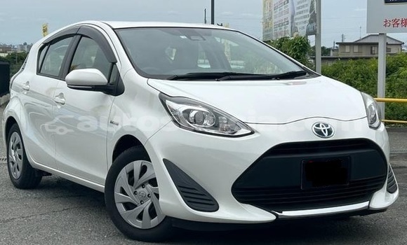 Buy Used Toyota Aqua White Car in Soufriere in Soufriere Buy Used Toyota Aqua White Car in Soufriere in Soufriere