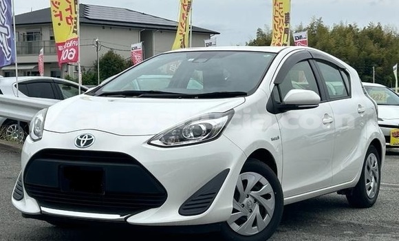 Buy Used Toyota Aqua White Car in Soufriere in Soufriere Buy Used Toyota Aqua White Car in Soufriere in Soufriere