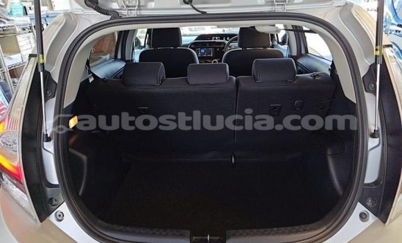 Buy Used Toyota Aqua Silver Car in Laborie in Laborie Buy Used Toyota Aqua Silver Car in Laborie in Laborie