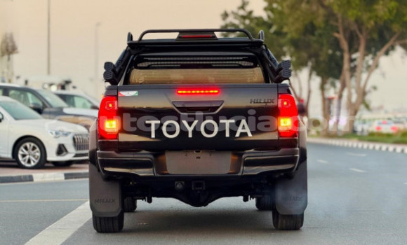 Acheter Occasion Voiture Toyota Hilux Noir à Import - Dubai, Anse-la-Raye Acheter Occasion Voiture Toyota Hilux Noir à Import - Dubai, Anse-la-Raye