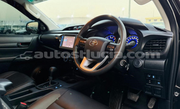 Acheter Occasion Voiture Toyota Hilux Noir à Import - Dubai, Anse-la-Raye Acheter Occasion Voiture Toyota Hilux Noir à Import - Dubai, Anse-la-Raye
