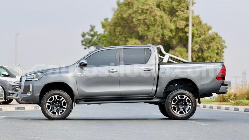 Big with watermark toyota hilux anse la raye import dubai 4370