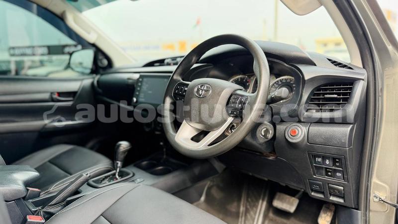 Big with watermark toyota hilux anse la raye import dubai 4371