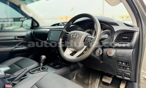 Buy Used Toyota Hilux Green Car in Import - Dubai in Anse-la-Raye Buy Used Toyota Hilux Green Car in Import - Dubai in Anse-la-Raye