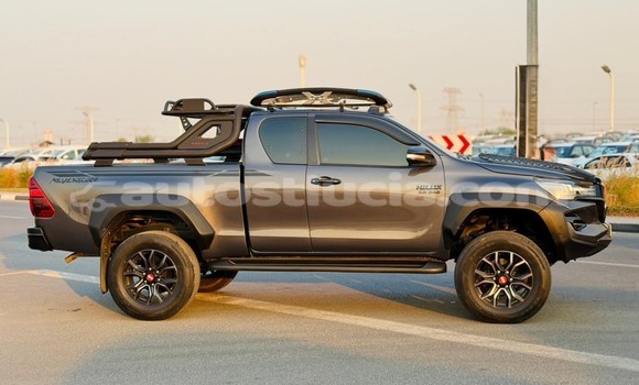 Buy Used Toyota Hilux Other Car in Import - Dubai in Anse-la-Raye Buy Used Toyota Hilux Other Car in Import - Dubai in Anse-la-Raye