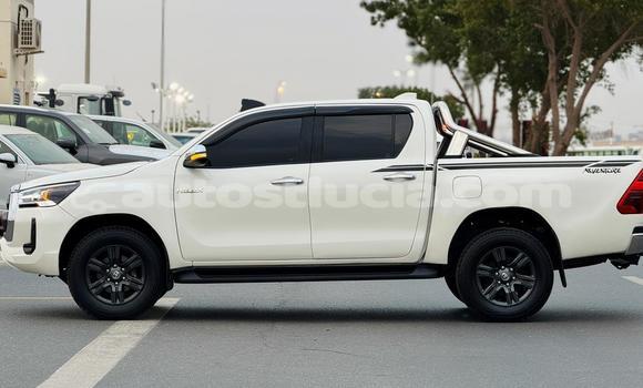 Acheter Occasion Voiture Toyota Hilux Blanc à Import - Dubai, Anse-la-Raye Acheter Occasion Voiture Toyota Hilux Blanc à Import - Dubai, Anse-la-Raye