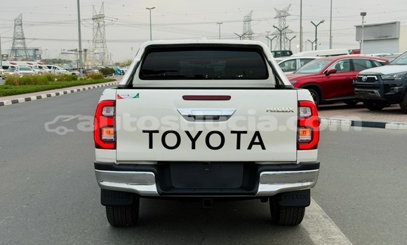 Acheter Occasion Voiture Toyota Hilux Blanc à Import - Dubai, Anse-la-Raye Acheter Occasion Voiture Toyota Hilux Blanc à Import - Dubai, Anse-la-Raye