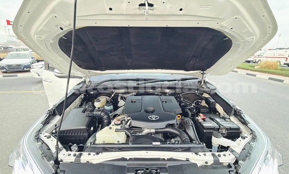 Acheter Occasion Voiture Toyota Hilux Blanc à Import - Dubai, Anse-la-Raye Acheter Occasion Voiture Toyota Hilux Blanc à Import - Dubai, Anse-la-Raye