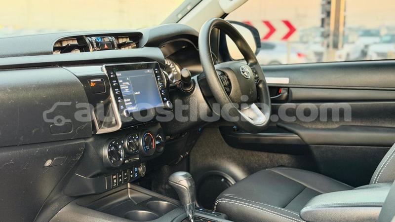 Big with watermark toyota hilux anse la raye import dubai 4376