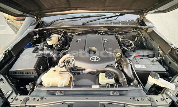 Buy Used Toyota Hilux Green Car in Import - Dubai in Anse-la-Raye Buy Used Toyota Hilux Green Car in Import - Dubai in Anse-la-Raye