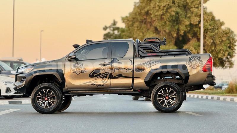 Big with watermark toyota hilux anse la raye import dubai 4376