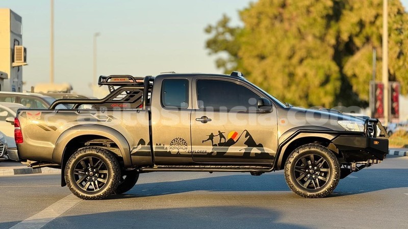 Big with watermark toyota hilux anse la raye import dubai 4377