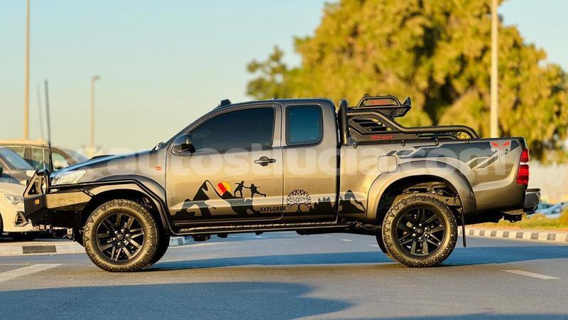 Big with watermark toyota hilux anse la raye import dubai 4377