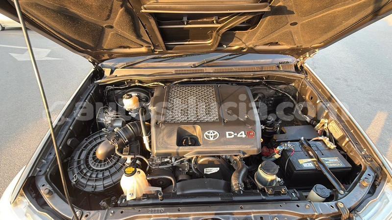 Big with watermark toyota hilux anse la raye import dubai 4377