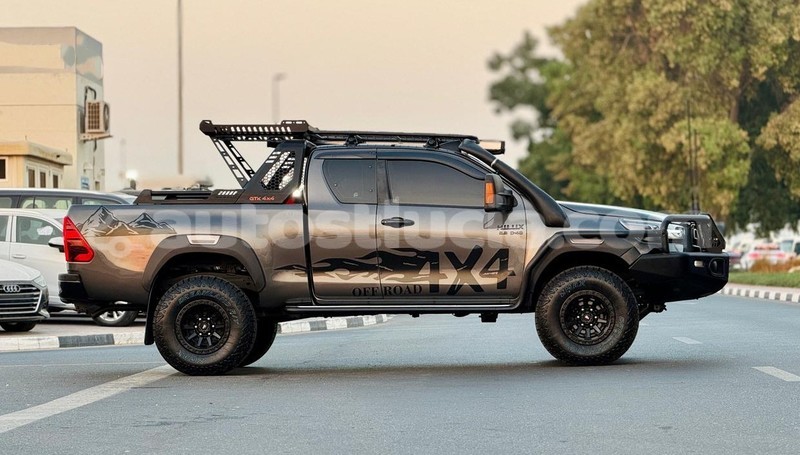 Big with watermark toyota hilux anse la raye import dubai 4380