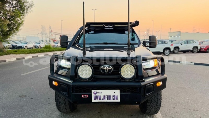 Big with watermark toyota hilux anse la raye import dubai 4380