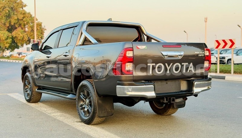 Big with watermark toyota hilux anse la raye import dubai 4381