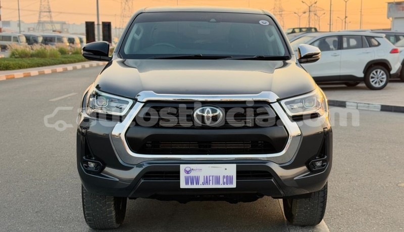 Big with watermark toyota hilux anse la raye import dubai 4381