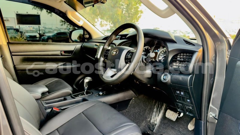 Big with watermark toyota hilux anse la raye import dubai 4381