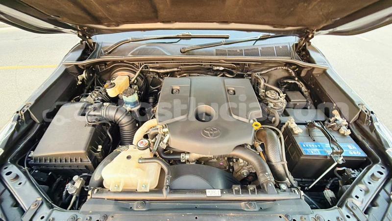 Big with watermark toyota hilux anse la raye import dubai 4381