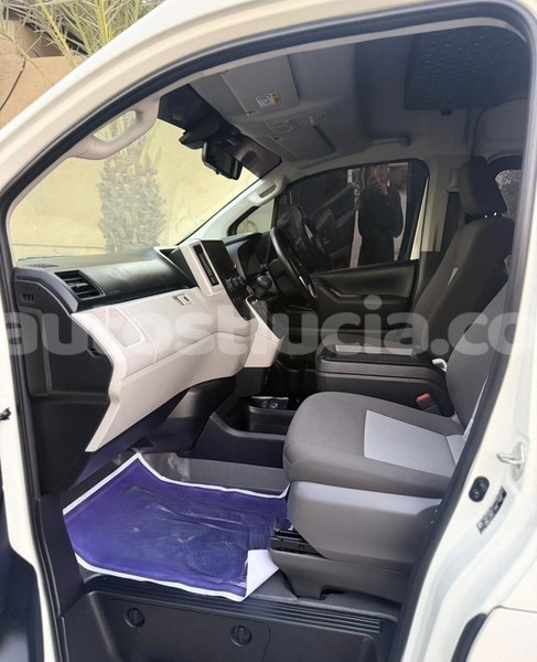 Big with watermark toyota hiace anse la raye import dubai 4382