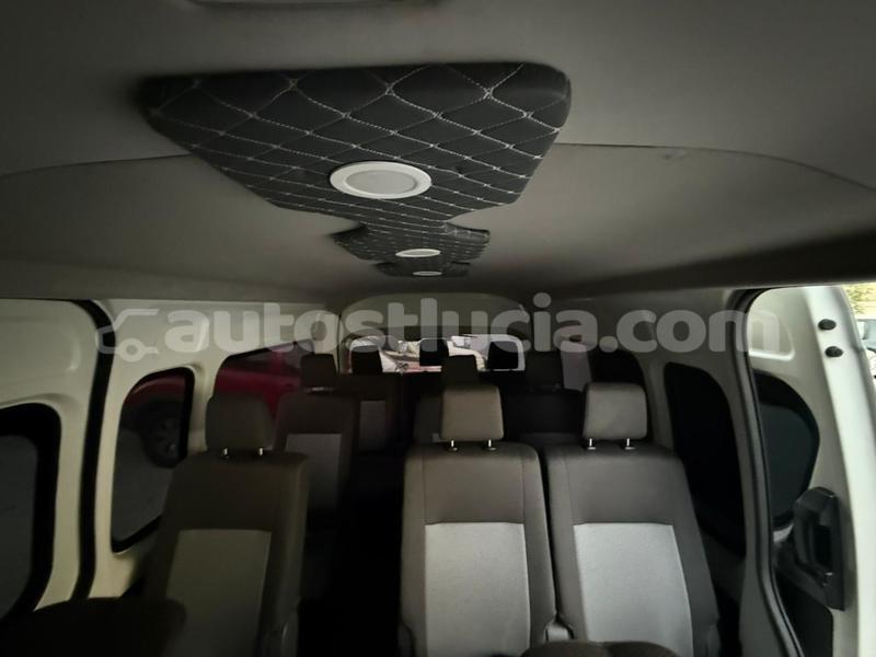 Big with watermark toyota hiace anse la raye import dubai 4382