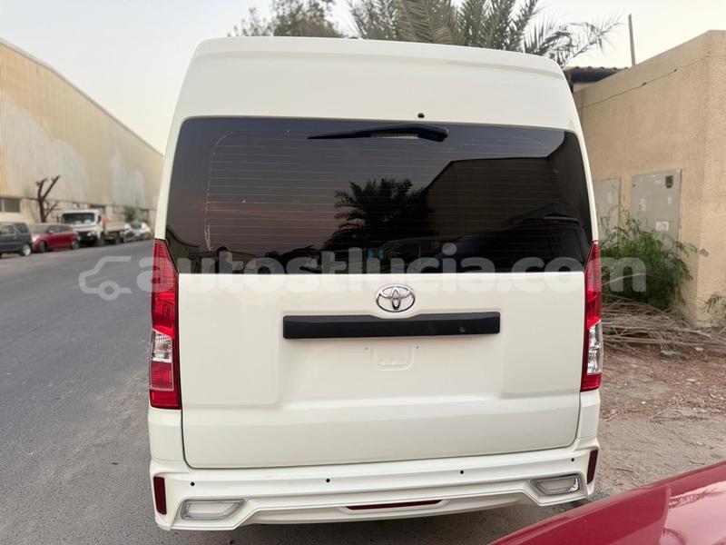 Big with watermark toyota hiace anse la raye import dubai 4382