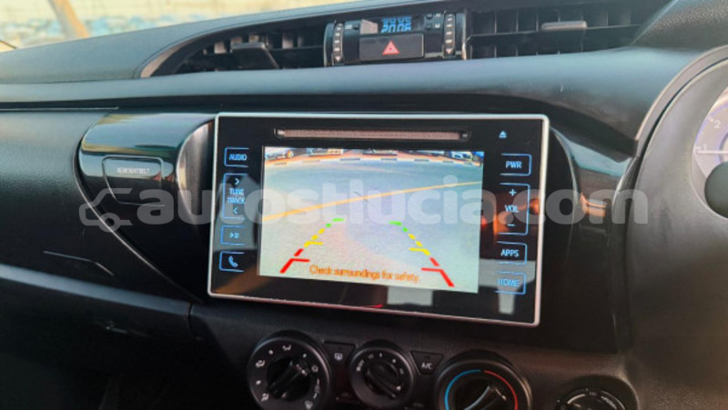 Big with watermark toyota hilux anse la raye import dubai 4384