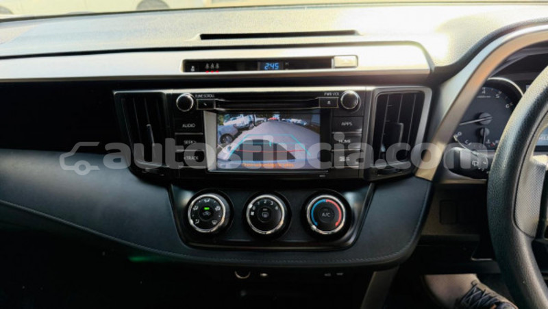 Big with watermark toyota rav4 anse la raye import dubai 4385