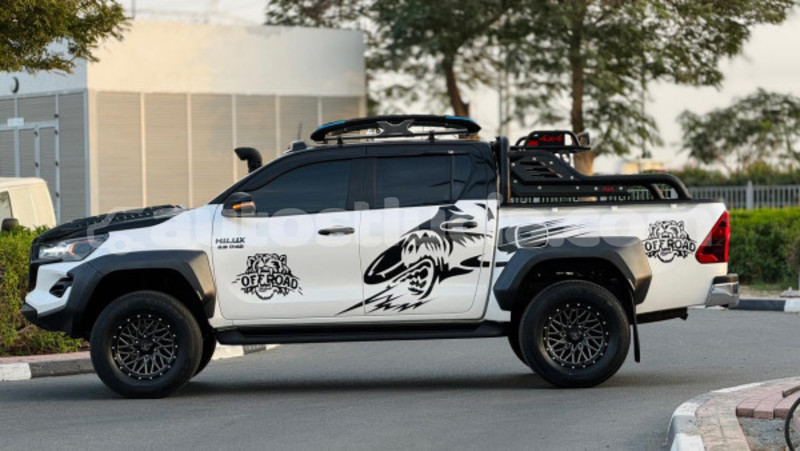 Big with watermark toyota hilux anse la raye import dubai 4386
