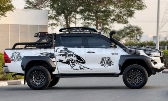 Acheter Occasion Voiture Toyota Hilux Blanc à Import - Dubai, Anse-la-Raye Acheter Occasion Voiture Toyota Hilux Blanc à Import - Dubai, Anse-la-Raye