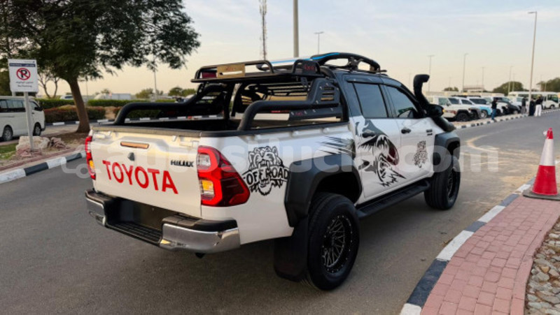 Big with watermark toyota hilux anse la raye import dubai 4386