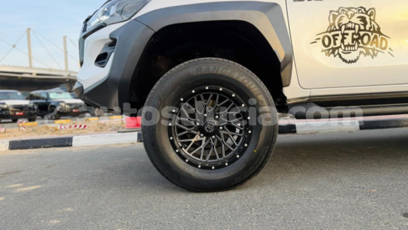 Big with watermark toyota hilux anse la raye import dubai 4386