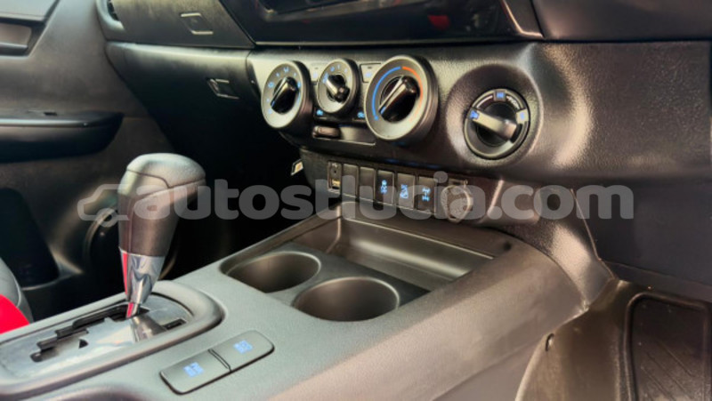 Big with watermark toyota hilux anse la raye import dubai 4386