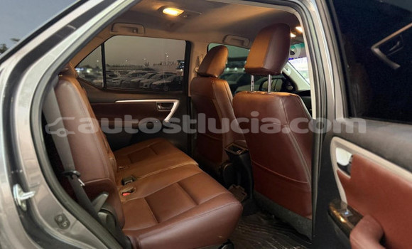 Buy Used Toyota Fortuner Other Car in Import - Dubai in Anse-la-Raye Buy Used Toyota Fortuner Other Car in Import - Dubai in Anse-la-Raye