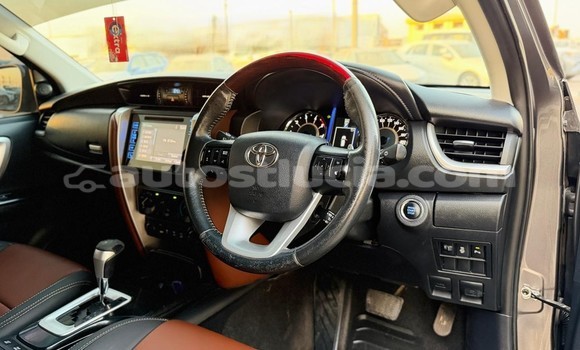 Acheter Occasion Voiture Toyota Fortuner Autre à Import - Dubai, Anse-la-Raye Acheter Occasion Voiture Toyota Fortuner Autre à Import - Dubai, Anse-la-Raye