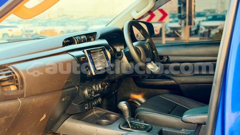 Big with watermark toyota hilux anse la raye import dubai 4390