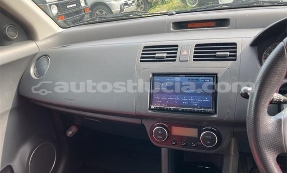 Acheter Occasion Voiture Toyota Hilux Blanc à Castries, Castries Acheter Occasion Voiture Toyota Hilux Blanc à Castries, Castries