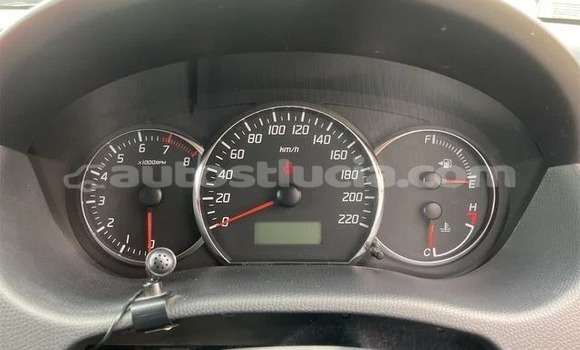 Acheter Occasion Voiture Toyota Hilux Blanc à Castries, Castries Acheter Occasion Voiture Toyota Hilux Blanc à Castries, Castries