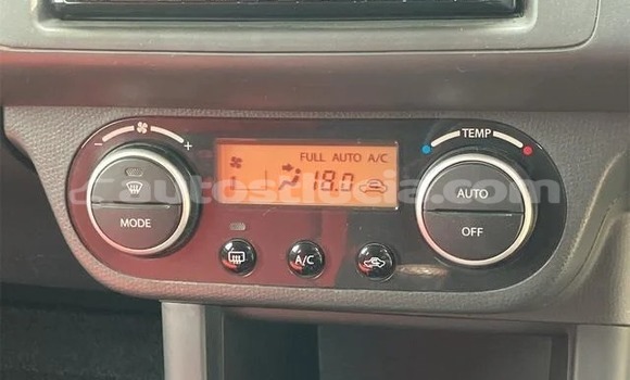 Acheter Occasion Voiture Toyota Hilux Blanc à Castries, Castries Acheter Occasion Voiture Toyota Hilux Blanc à Castries, Castries