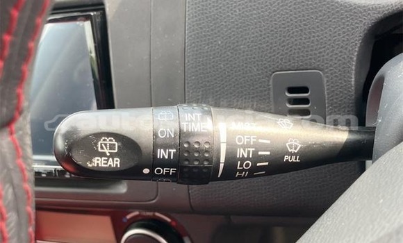 Acheter Occasion Voiture Toyota Hilux Blanc à Castries, Castries Acheter Occasion Voiture Toyota Hilux Blanc à Castries, Castries