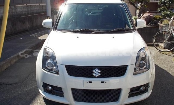 Buy Used Suzuki Swift White Car in Choiseul in Choiseul Buy Used Suzuki Swift White Car in Choiseul in Choiseul